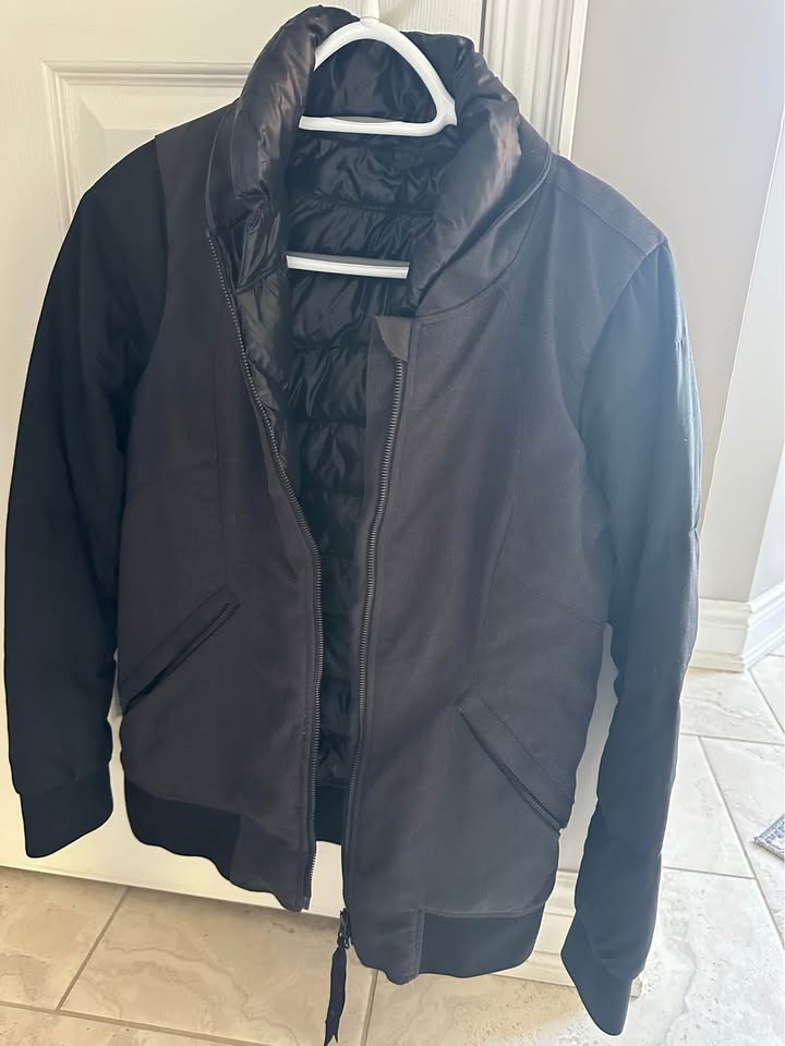 Lulu Lemon Women’s Jacket - photo 2