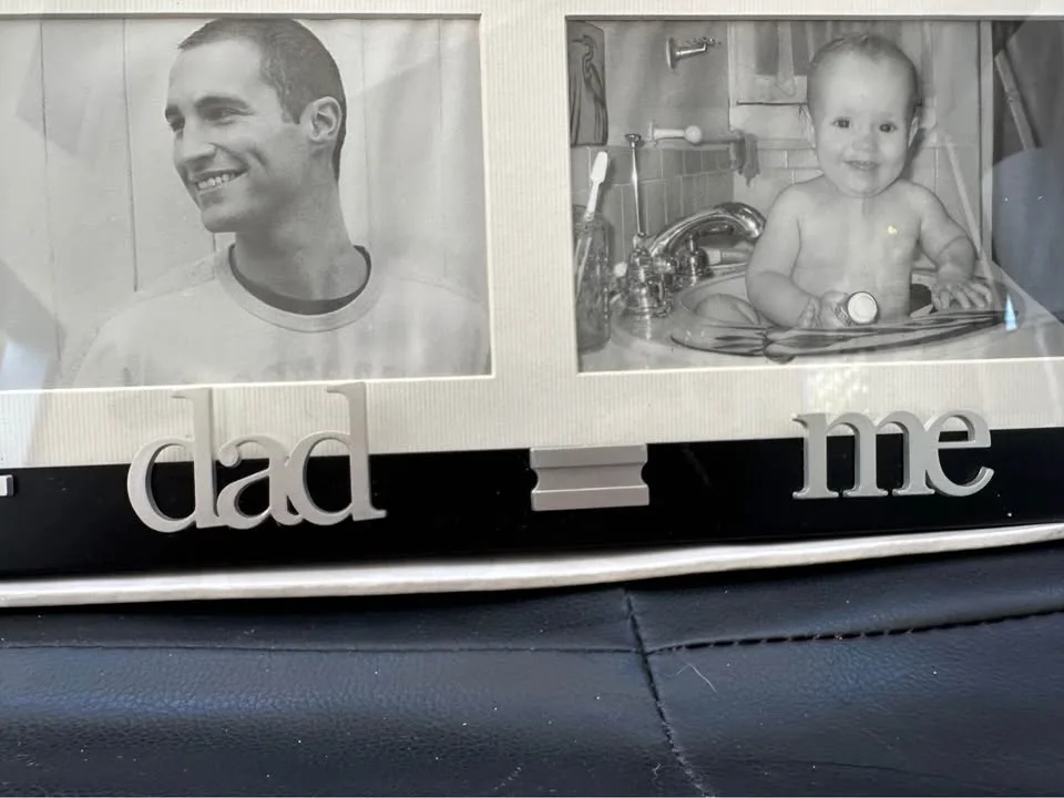Picture Frame - Mom + Dad=Me image indicator(4)