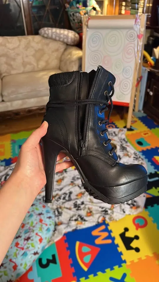 Call It Spring Black Lace Up Boots size: 5 image indicator(4)
