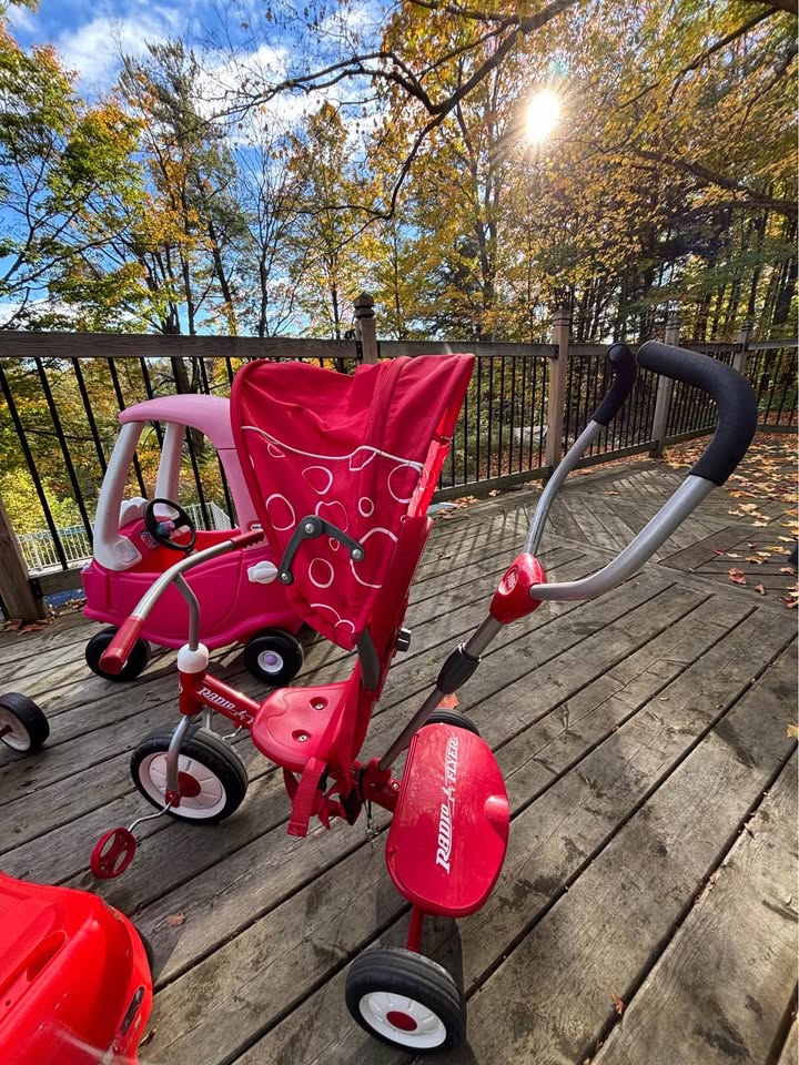 Kids Tricycles and Ride On Toys - photo 4