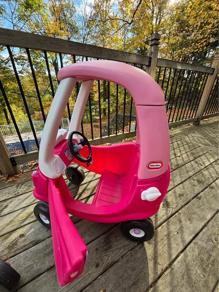 Kids Tricycles and Ride On Toys - photo 5
