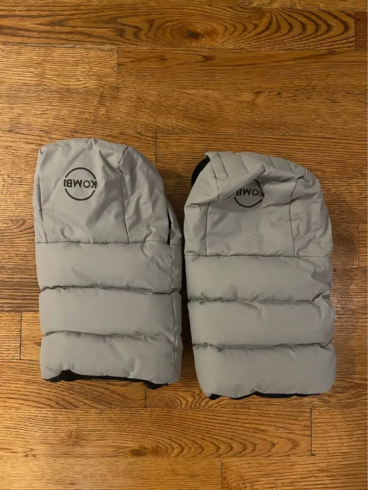 Kombi stroller mitts image indicator(4)