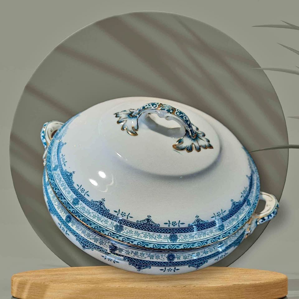Antique Keeling & Co. Losol Ware Doveridge Covered Tureen