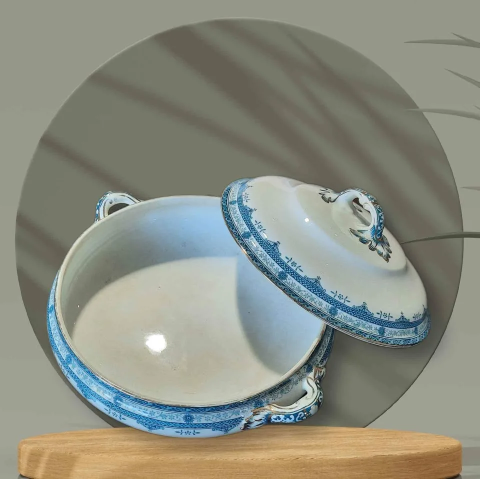 Antique Keeling & Co. Losol Ware Doveridge Covered Tureen image indicator(2)