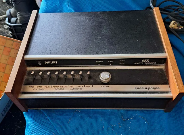 Philips 555 Code-a-Phone Answering Machine thumbnail