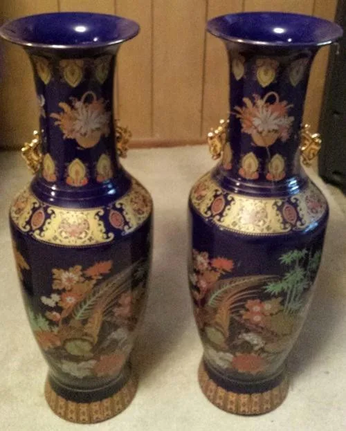 ANTIQUE HAND PRINTED/PAINTED PEACOCK VASES CHINA thumbnail