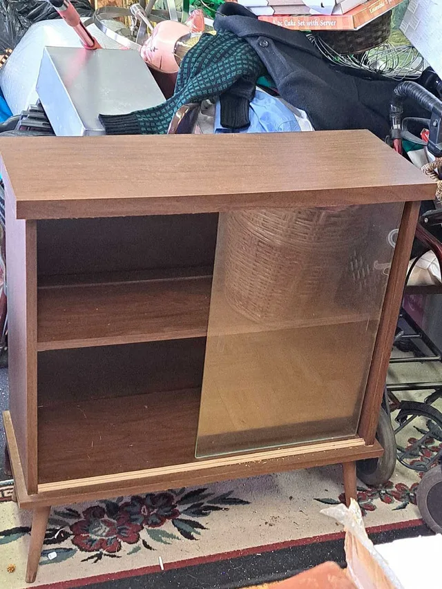 Vintage Mid-Century Modern Display Cabinet thumbnail