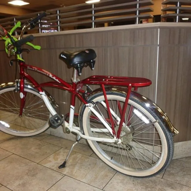 Tim Horton's Schwinn 40th Anniversary Edition Bicycle thumbnail