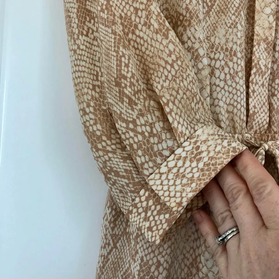 Aritzia Babaton Silk Snake Print Dress XS image indicator(5)