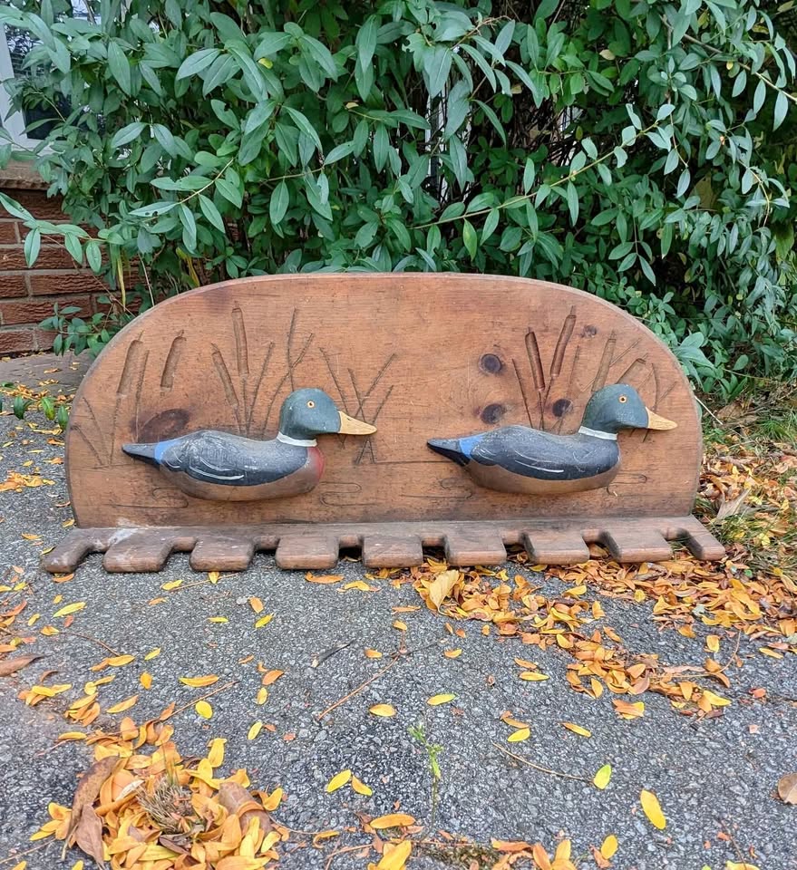 Vintage Hand-Carved Wooden Duck Wall Rack