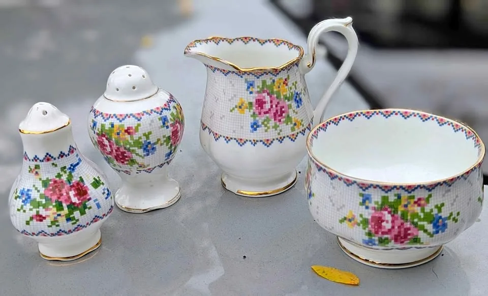 Royal Albert Petit Point Set thumbnail