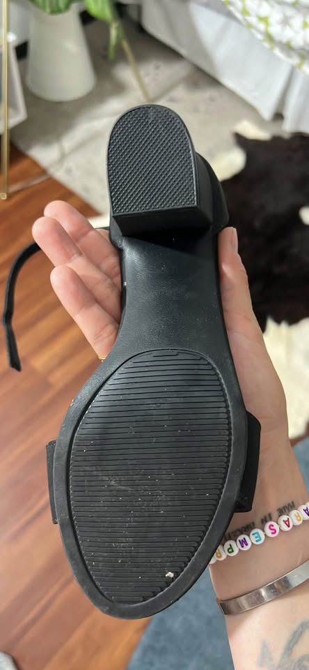 Shoe high heels black - photo 2