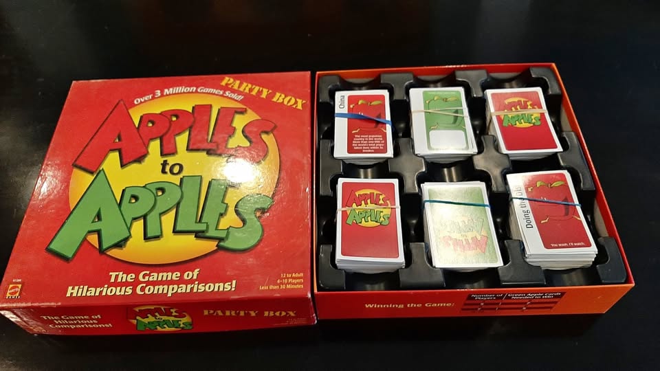 Board Game - Apples to Apples
