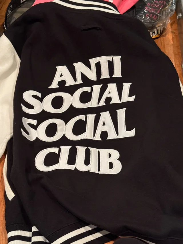Anti Social Social Club Hoodies & Jackets – Brand New – $50–$150 image indicator(3)