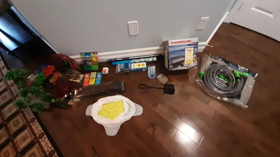 Aquarium 38 Gallon + All Accessories - New Never Used image indicator(5)