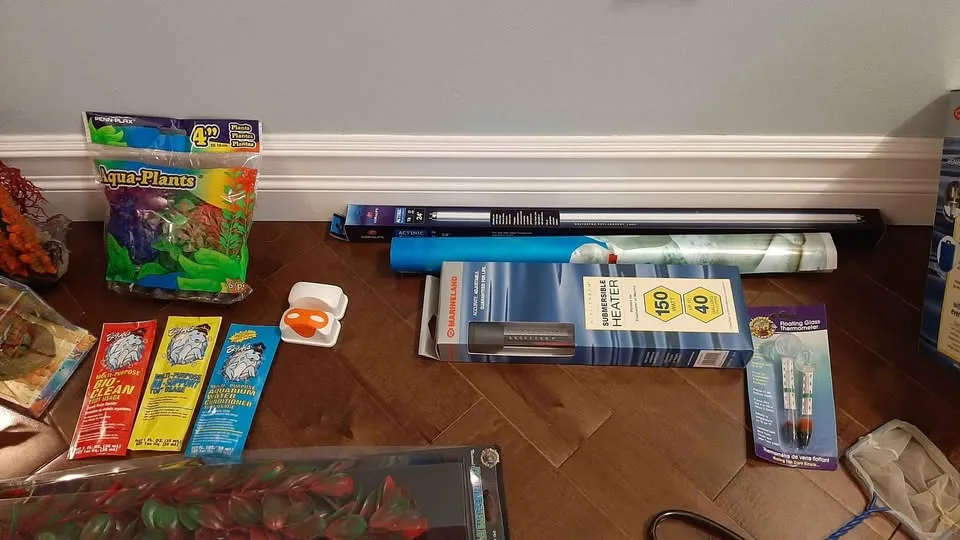 Aquarium 38 Gallon + All Accessories - New Never Used image indicator(7)