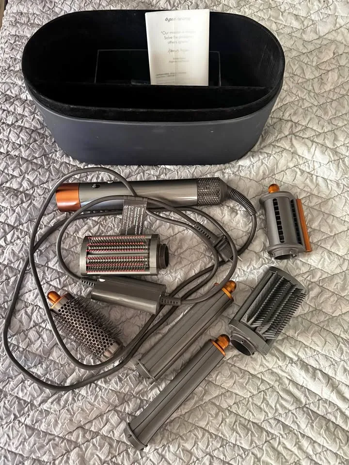 Dyson Airwrap Multi-styler Complete - Long in Nickel Copper thumbnail