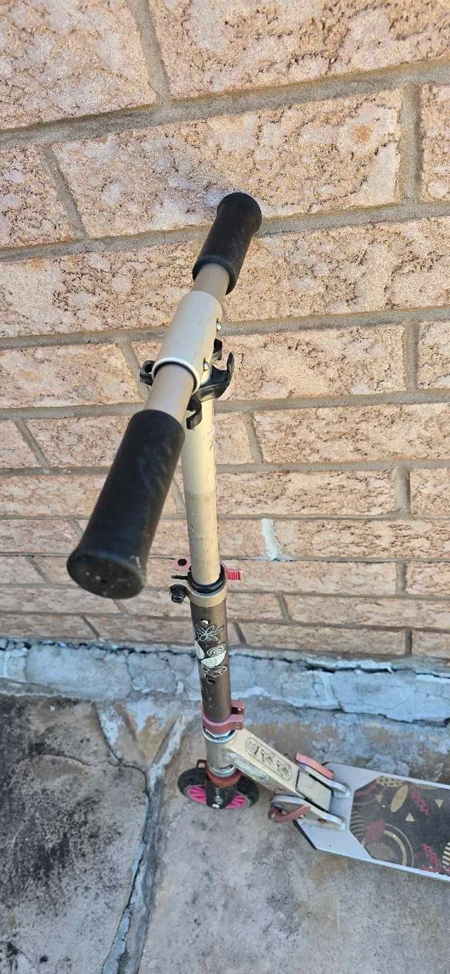 Oxelo Scooter image indicator(3)