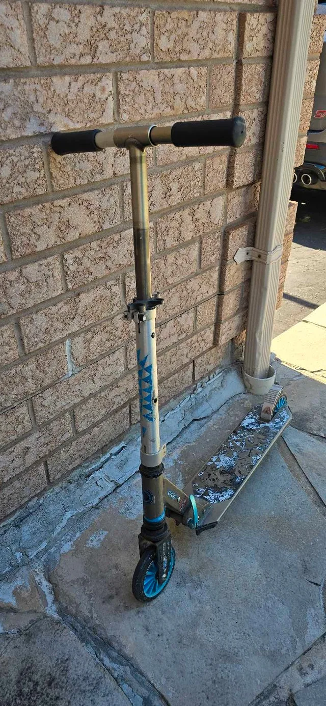 Oxelo Scooter for kids image indicator(4)