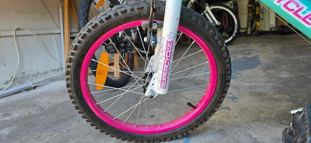 Supercycle Lily Girl's Bike image indicator(9)