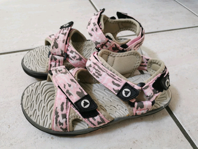 Girl sandals - photo 2