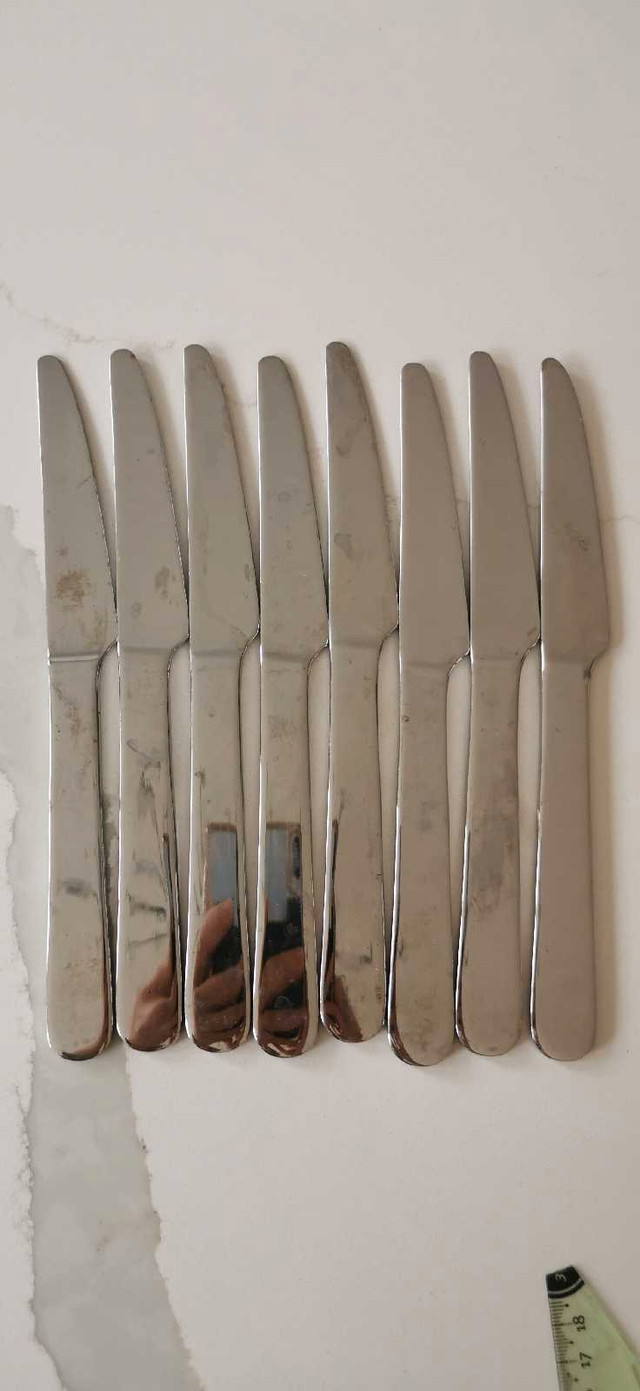 Set of 8 knives kitchen