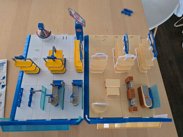 Mini Brands stores - photo 2