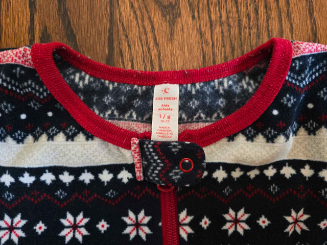 soft one piece  pajama  Size Youth 10/12 - photo 3