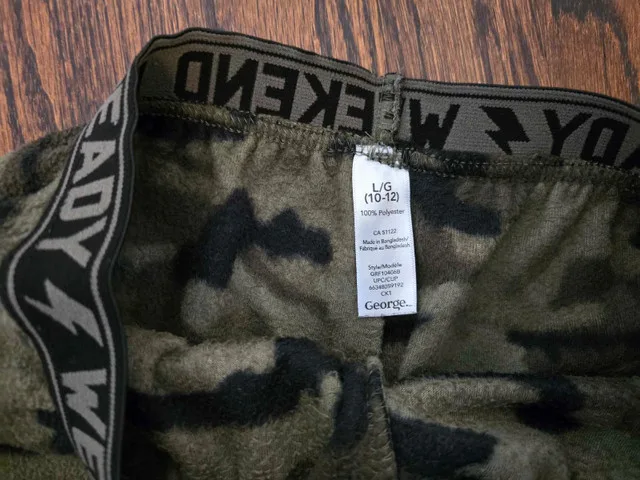 fleece pyjama pants image indicator(2)