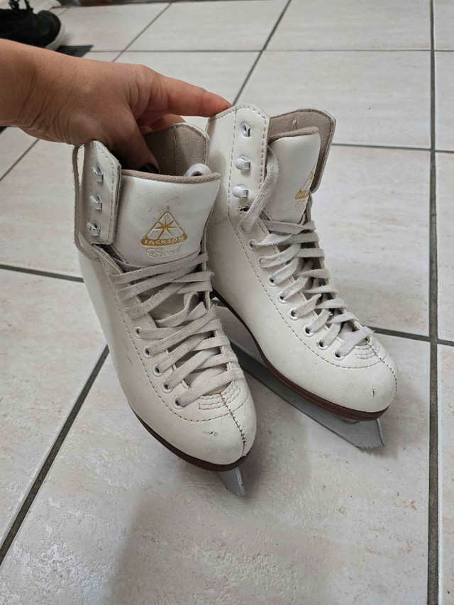 figure ice skates 3 Jackson Youth