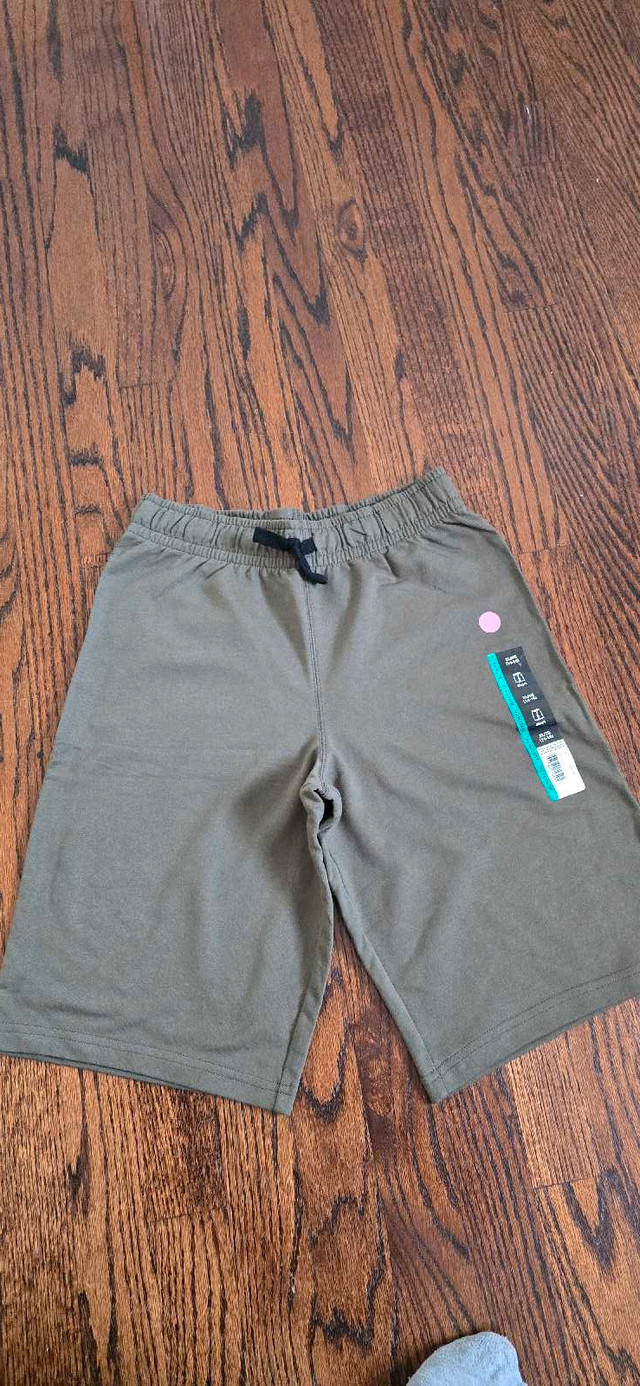 4 shorts Youth 14Y - photo 2