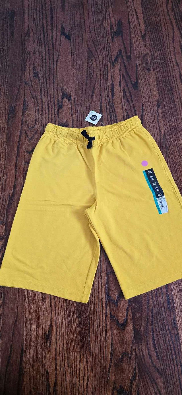4 shorts Youth 14Y - photo 4
