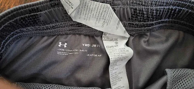 4 Under Armour boy shorts image indicator(9)