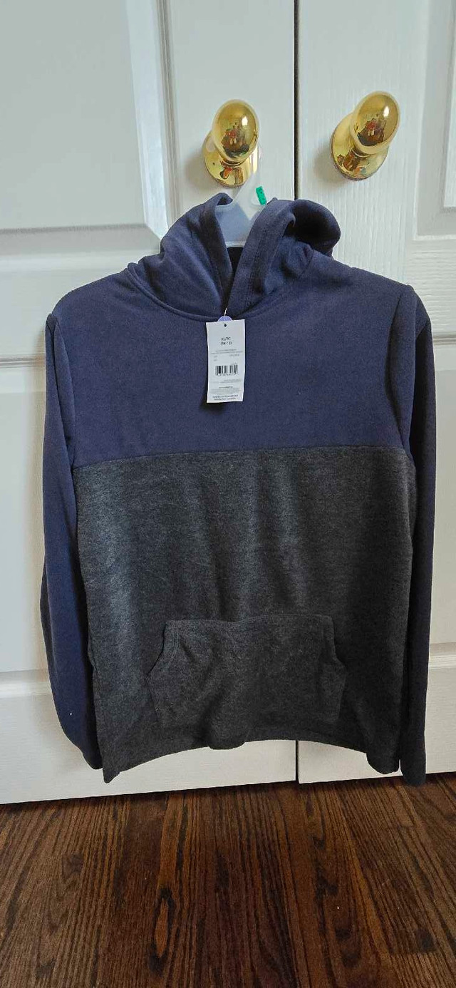 5 piece fleece sweaters hoodie Youth 14Y - photo 2