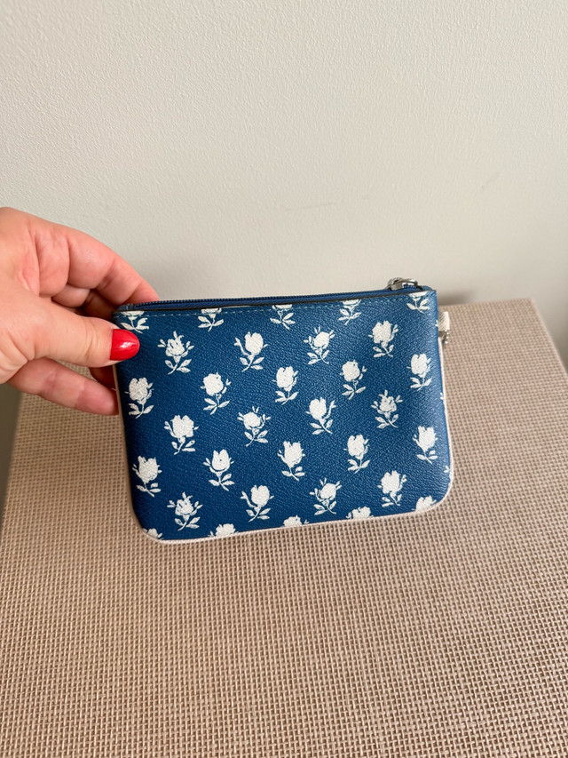 Mini Coach Blue & White Clutch - photo 4
