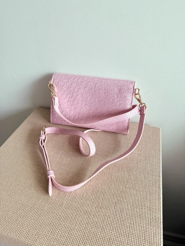Pink Leather Handbag image indicator(2)