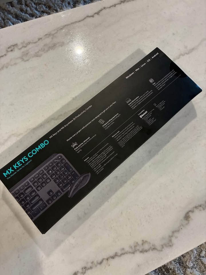 Logitech MX Keys Combo - photo 5