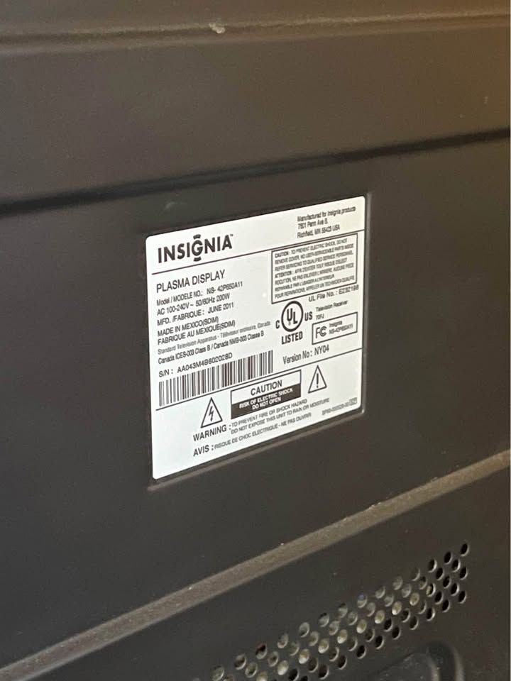 Insignia 42” TV - W/ remote - photo 5