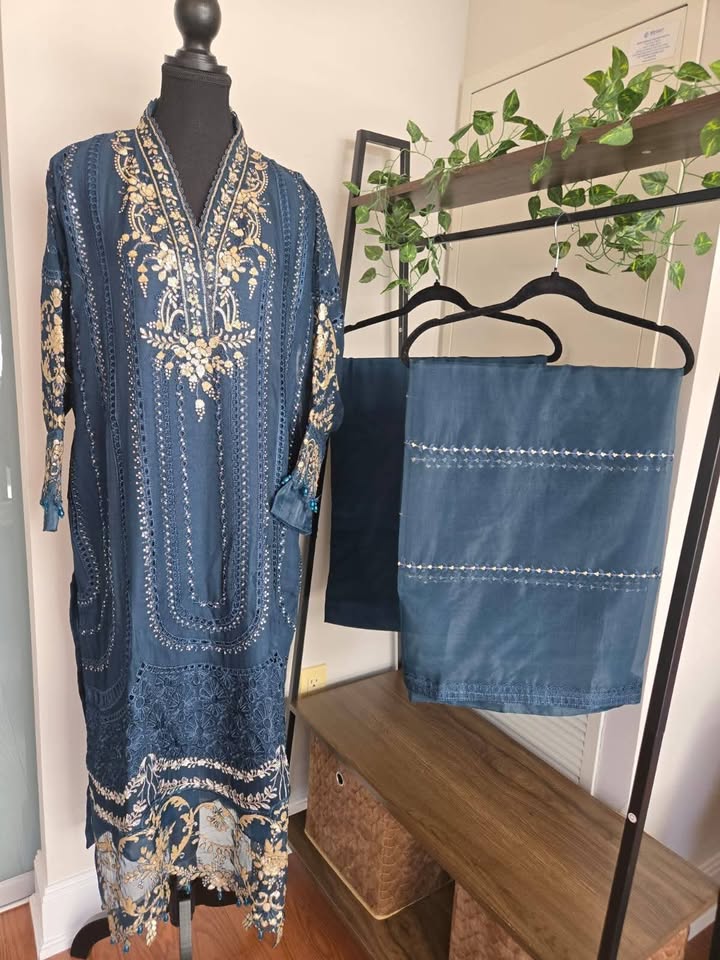 Pakistani Dresses Clearance Sale - photo 2