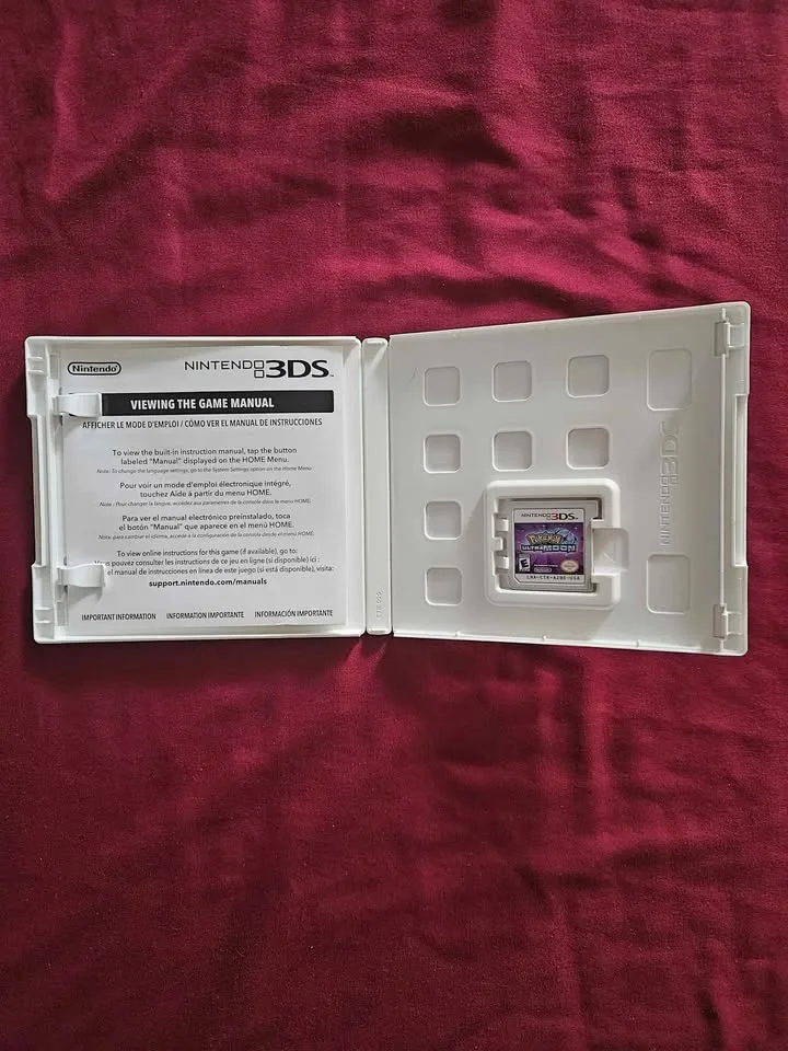 Pokemon Ultra Moon - Nintendo 3DS image indicator(3)