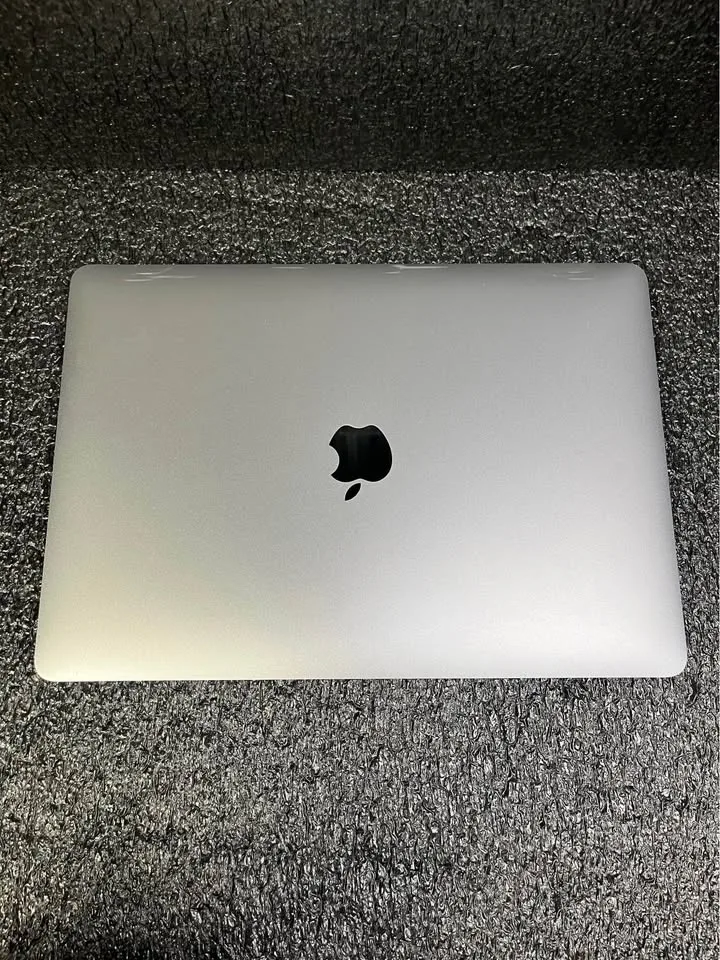 M1 MacBook Air 13” Excellent working condition image indicator(6)