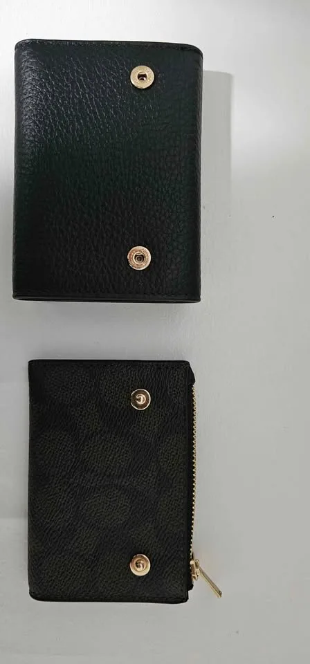 Coach card holder & wallet image indicator(2)