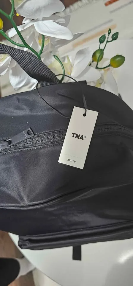 TNA Backpack image indicator(2)