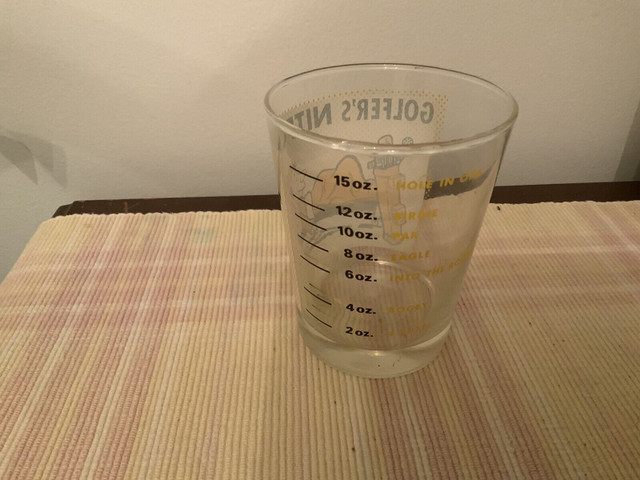 Golfer’s Nite Cap Giant Shot Glass Vintage Novelty - photo 2