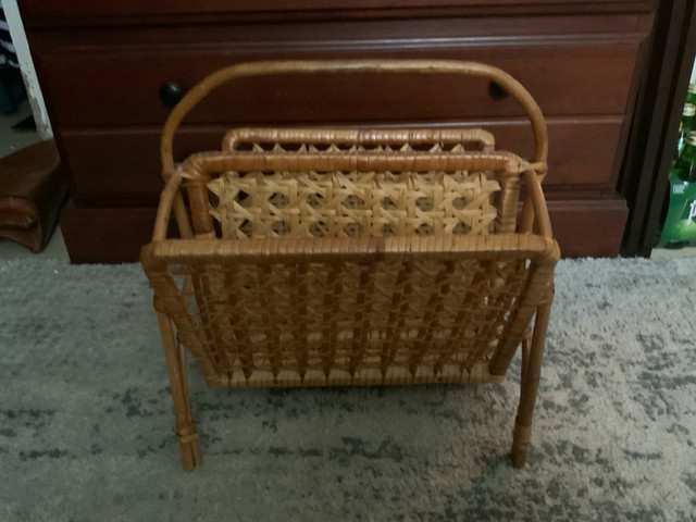 BOHO RATTAN Magazine rack