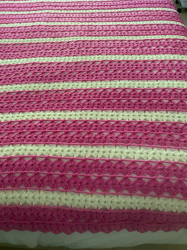 Pink and White Stripe Knitted Afghan Blanket - photo 3