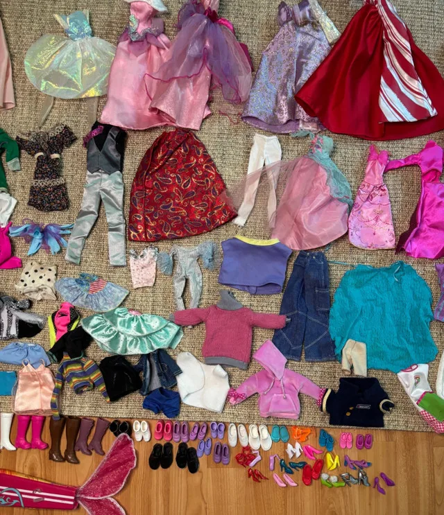 Bulk Lot of Barbie and Doll Clothes and Accessories image indicator(5)
