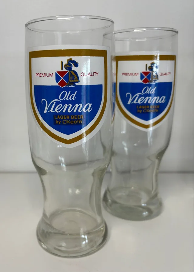 Old Vienna Lager Pilsner Beer Glass Set image indicator(2)