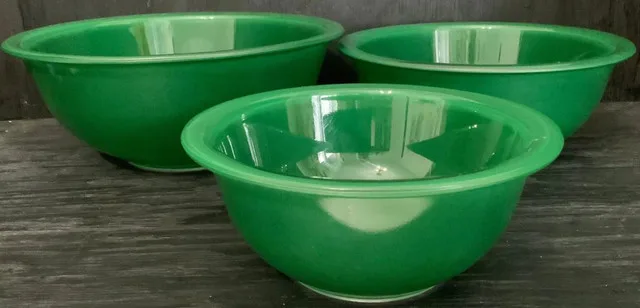 Pyrex Green Nesting Mixing Bowl Set image indicator(3)