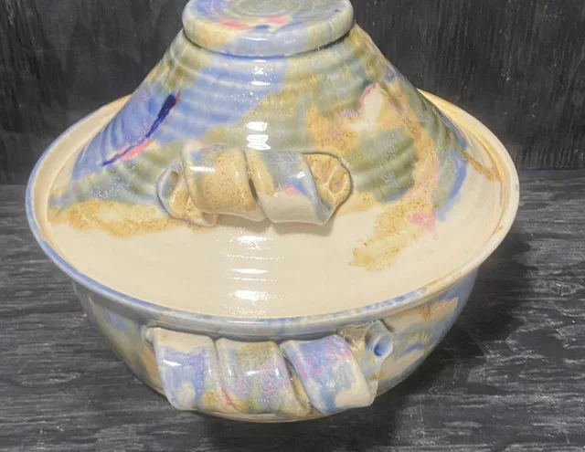 Bailey Brown Covered Casserole Dish image indicator(2)